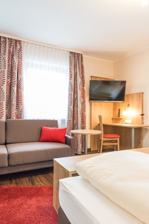 Hotel Gasthof Hainzinger Einsbach Eksteriør bilde
